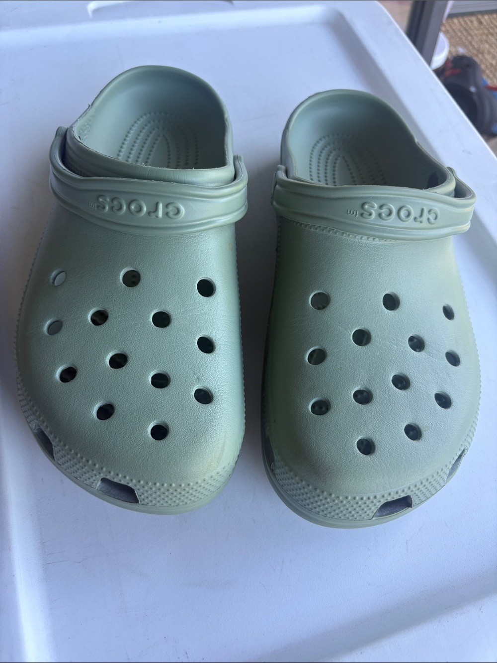 Crocs Mens Classic Clog in Sage Green NWOT